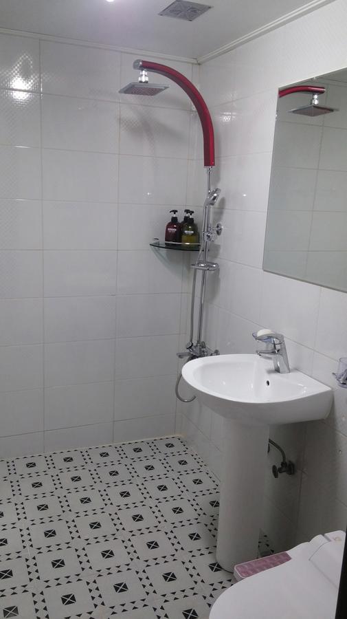 Subiztel Motell Pohang Exteriör bild