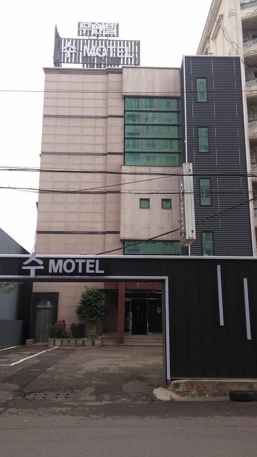 Subiztel Motell Pohang Exteriör bild